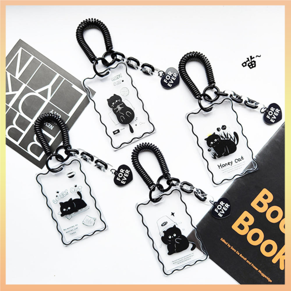 ตัวป้องกันการ์ดนักเรียนขี้เล่นที่ใส่การ์ดวิทยาเขตมีสไตล์น่ารักติดทนนานสําหรับโรงเรียนวิทยาเขตทุกวัน