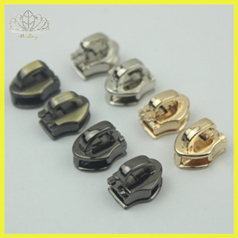 Daisy 10 ชิ้น 5 # โลหะหัวซิปดึง Slider ซิปล็อคกระเป๋ากระเป๋าเดินทางเสื้อผ้า DIY ชุดซ่อมอุปกรณ์ฮาร์ดแวร์ TH