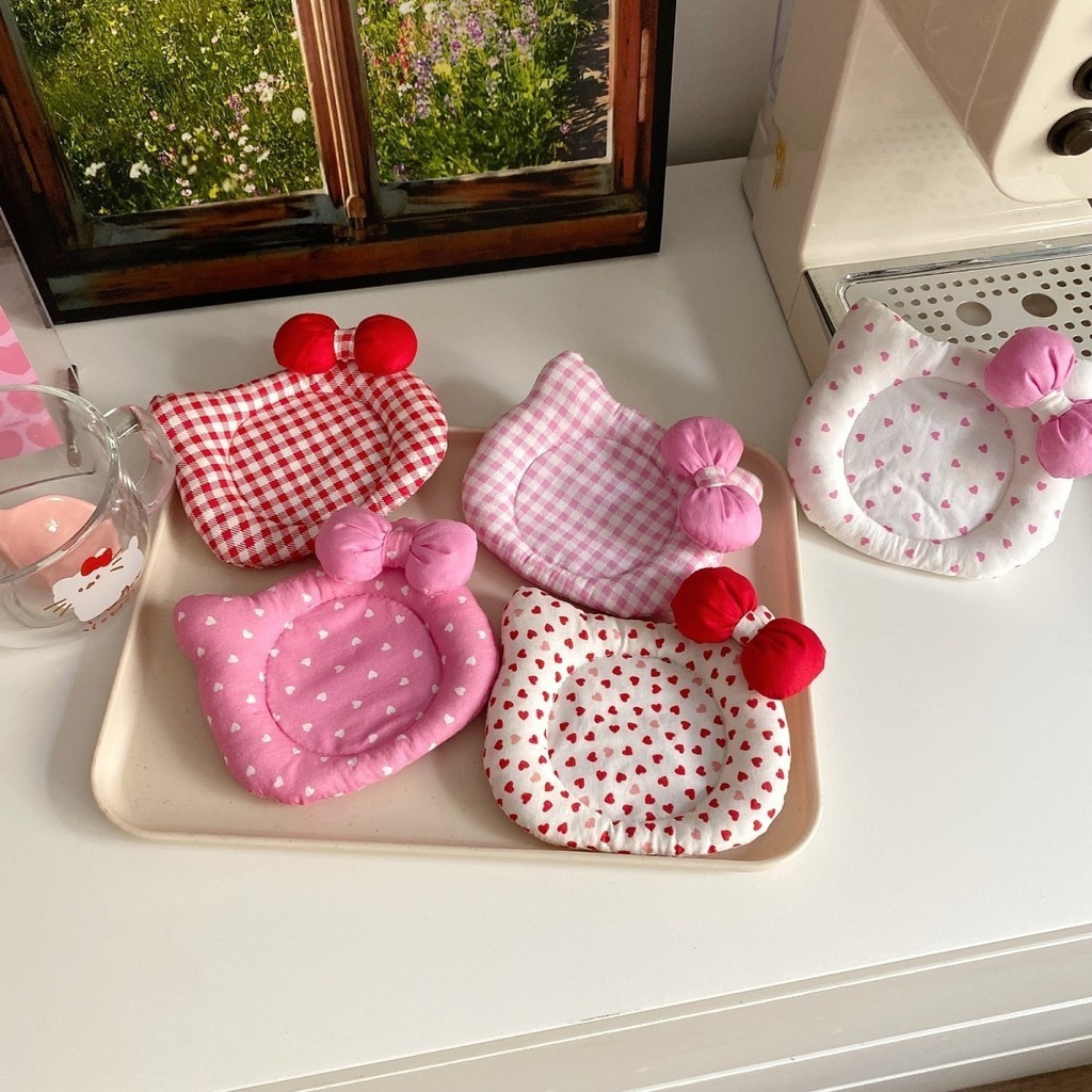 สไตล์เกาหลี ins สไตล์ Kitty Quilted แผ่นฉนวนกันความร้อนผ้าแผ่นห้องครัวเดสก์ท็อปตกแต่งอุปกรณ์ประกอบฉากยิง