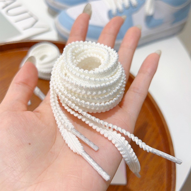 เชือกผูกรองเท้าลูกไม้สีขาว 120 ซม. - อุปกรณ์รองเท้า DIY - ทนทาน สบาย - สไตล์บัลเล่ต์ Y2K แฟชั่น - รองเท้าผ้าใบผ้าใบ Shoestrings - สําหรับผู้หญิงสาว