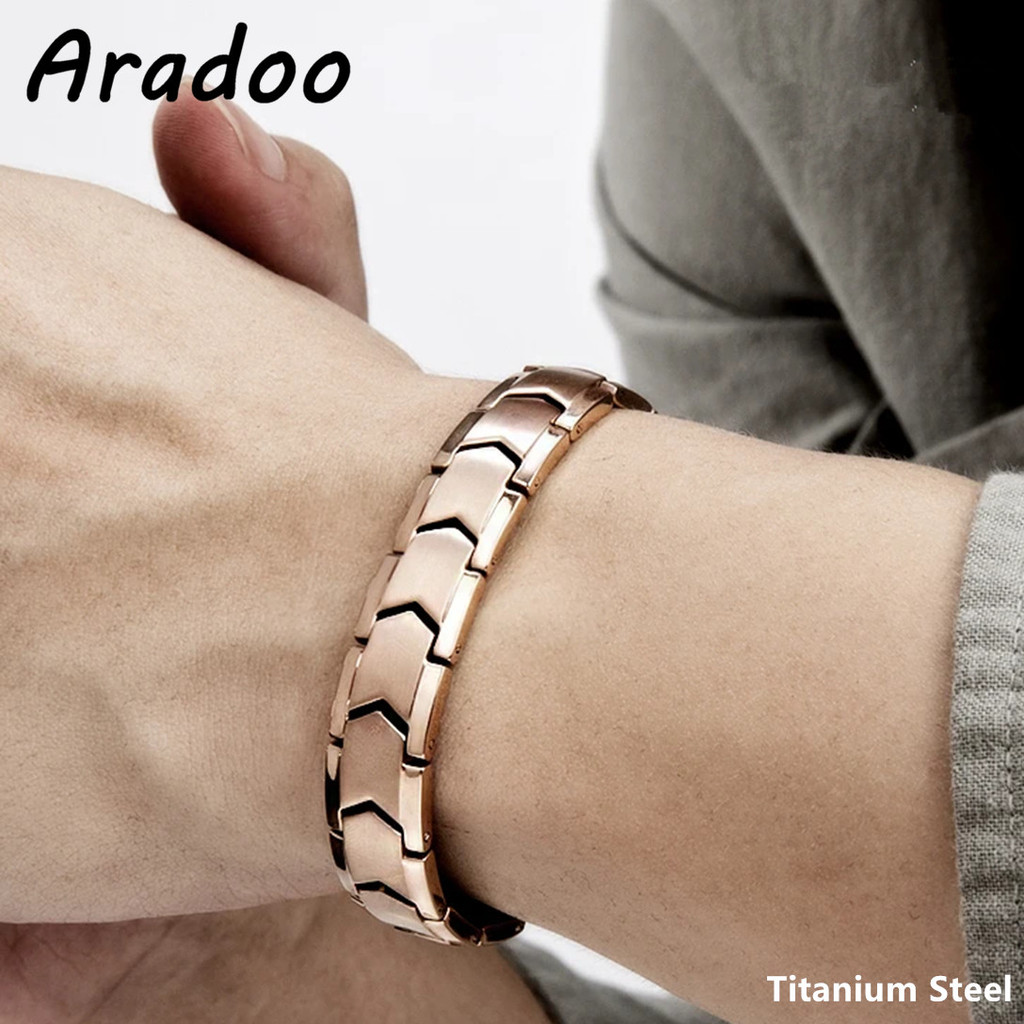 Aradoo ไทเทเนียมเหล็ก Hematite Therapy สร้อยข้อมือผู้ชาย Arrow สแตนเลส Magnetic Link สร้อยข้อมือ