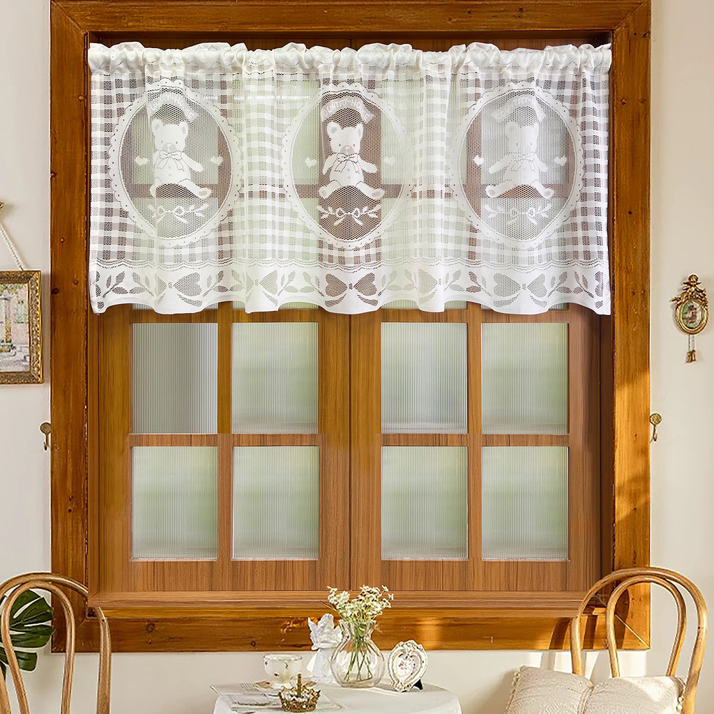 น่ารักลูกไม้ Sheer Valance ผ้าม่านสําหรับห้องครัวสั้นผ้าม่านชั้นการ์ตูนหมีรูปแบบ Cafe บาท โปร่งแสงหน้าต่างขนาดเล็ก Decora Rod กระเป๋า