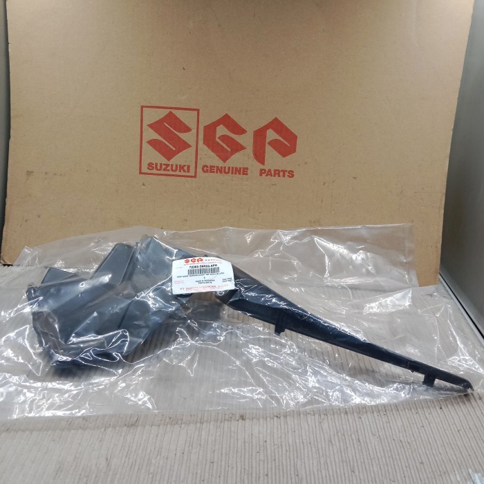 72360-59R50-5PK ฝาครอบซ้าย Garnish Suzuki Ertiga 2012-2015