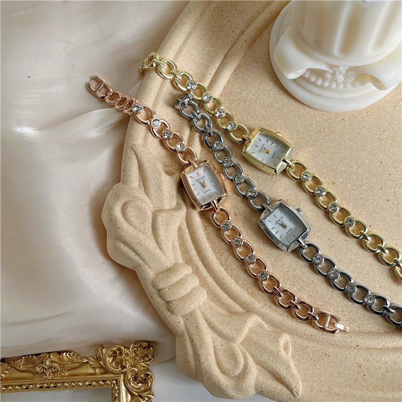 นาฬิกาผู้หญิง Simple Casual Luxury Niche Design สแตนเลสควอตซ์สุภาพสตรีสร้อยข้อมือนาฬิกาของขวัญ - รูปที่ 7