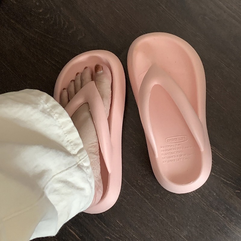 Icyขายดี รองเท้าแตะหูหนีบแฟชั่น ทรงสวยพื้นนิ่มน้ำหนักเบา วัสดุทำจากยางทนทานสีสวยมาก รีบมาเป็นเจ้าของกันได้ ต้องตำแย้X139 - รูปที่ 3