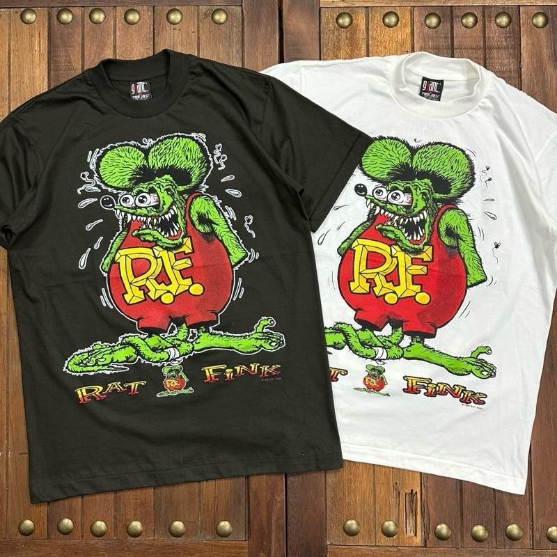 เสื้อยืดย้อนยุคสีดำและขาว ผสมผสานอารมณ์แบบอเมริกัน เหมาะสำหรับสวมใส่ทุกวัน