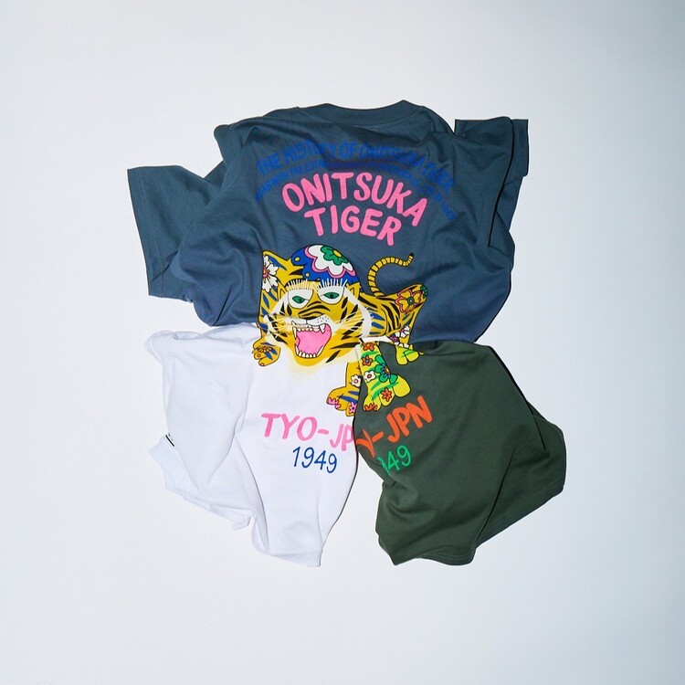 เสื้อยืดแขนสั้น Onitsuka Tiger ทำจากผ้าฝ้าย 100%, ออกแบบมาให้ทั้งผู้ชายและผู้หญิงสวมใส่ได้, พิมพ์ลายสบายๆ