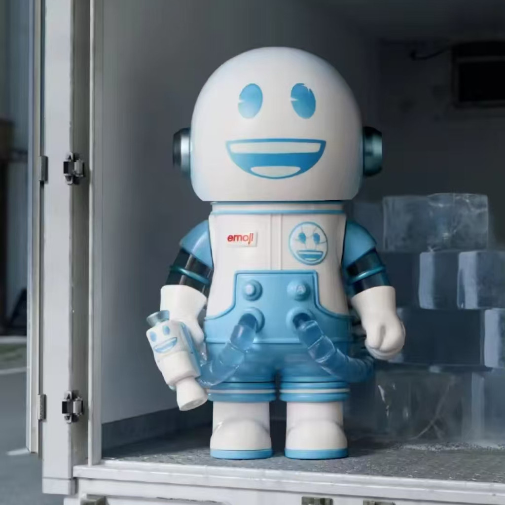 SPACE MOLLY X EMOJI series ของเล่นศิลปะกล่องตาบอด