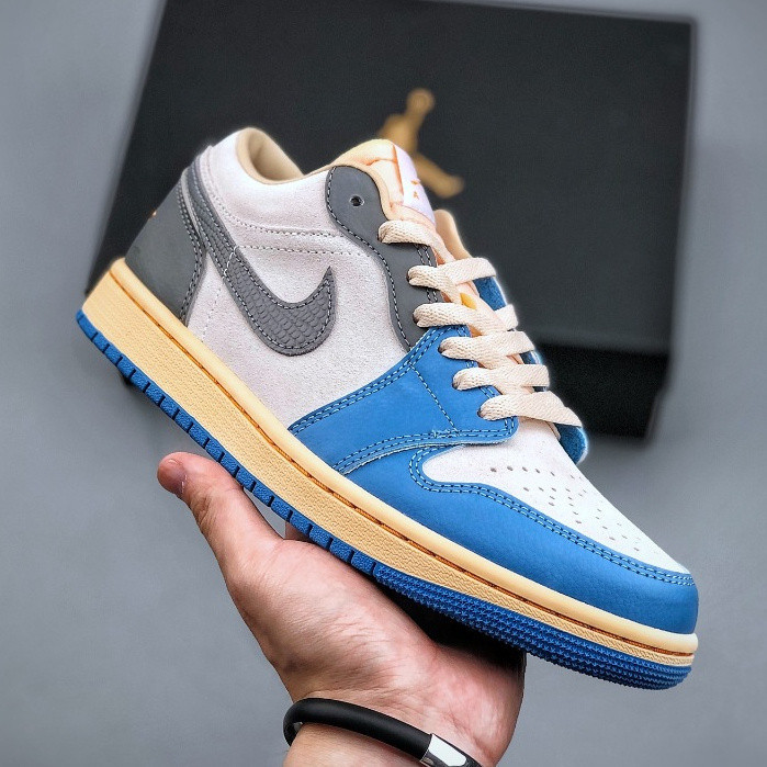 รองเท้าสเก็ตกีฬาลําลองair A/J 1 low A/J 1 dz5376 469