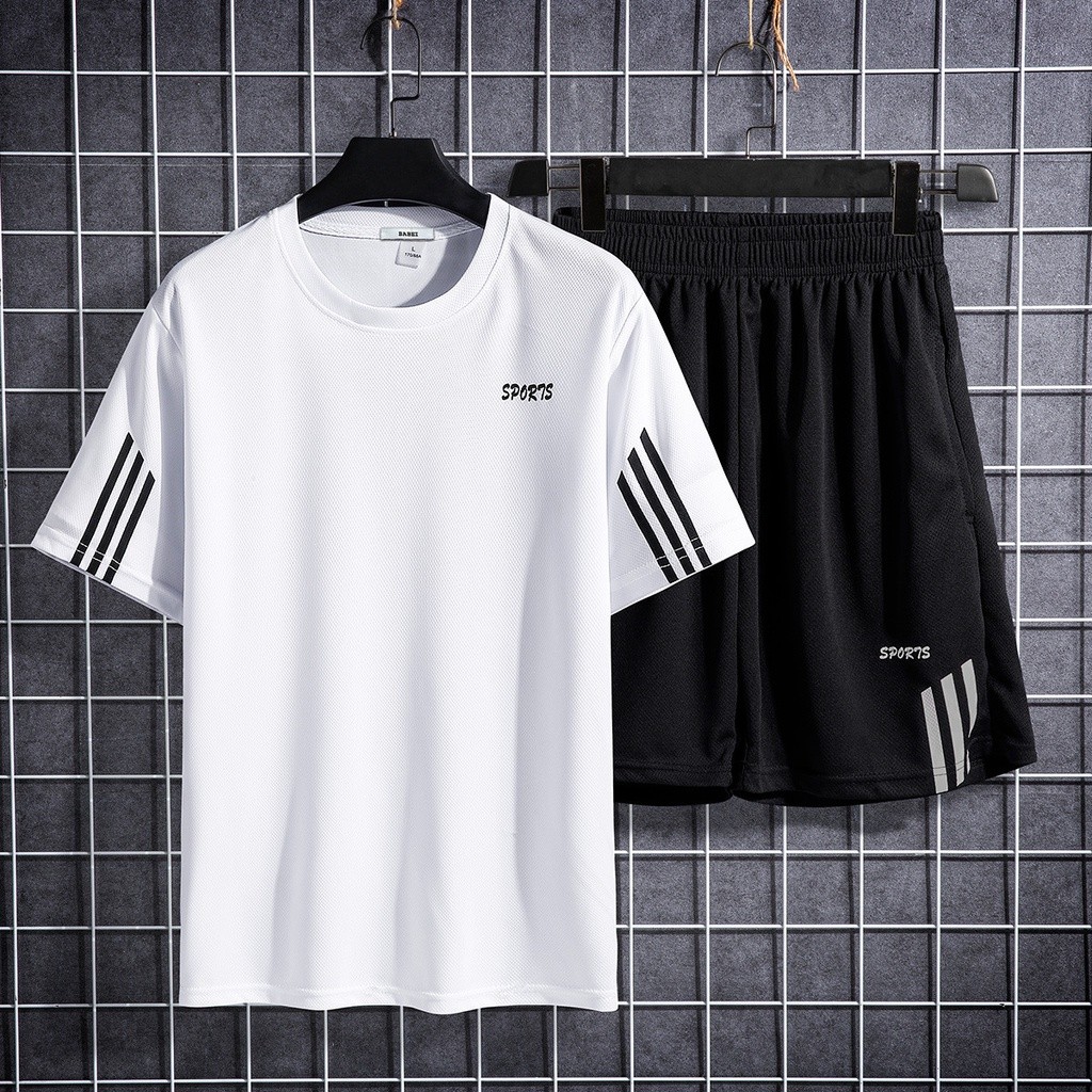 เสื้อกีฬา sport  ชุดกีฬาชาย  เบาสบายระบายอากาศ ชุดวิ่ง ใหม่พร้อมส่ง!