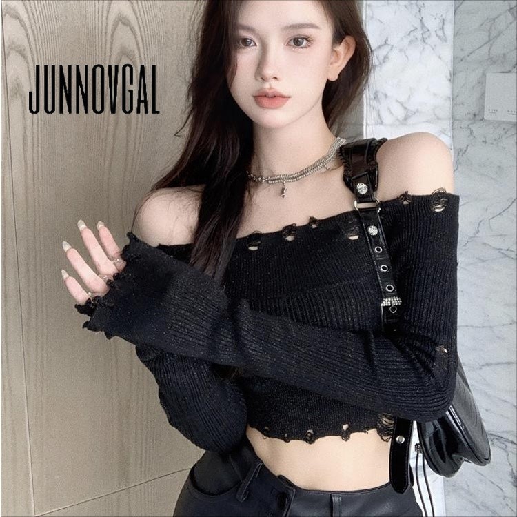 JUNNOVGAL เสื้อกันหนาวผู้หญิงสีทึบปิดไหล่ 2023 ลําลองสไตล์ใหม่ Slim Fit แขนยาว