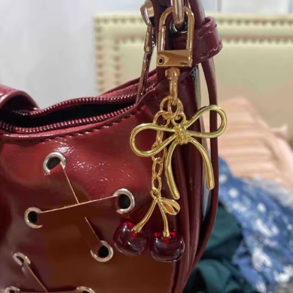 พวงกุญแจเชอร์รี่โลหะผสม/จี้กระเป๋าสตางค์/อุปกรณ์เสริมกระเป๋าเดินทาง/ของขวัญสําหรับเพื่อน - รูปที่ 2