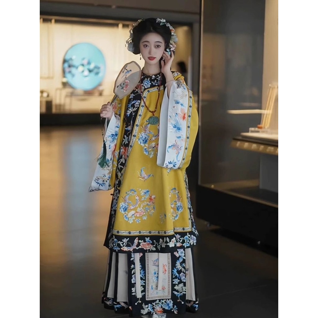 Qinghan หญิงผู้ใหญ่ Jinshang Young Grandma Diagonal Collar Stand-Up Collar ฤดูใบไม้ร่วง Late Qing Dy