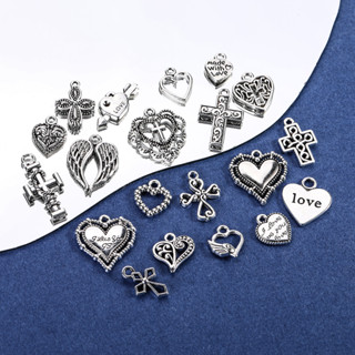 จี้โลหะผสมสังกะสีเงินโบราณ 20pcs สำหรับสร้อยคอ DIY และเครื่อ…