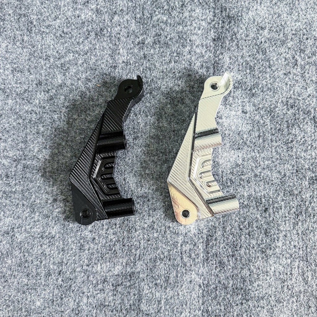 ตะกั่วด้านหน้า 4 วาล์ว ABS disc 220 มม. ติดตั้ง moto 3 pig_ Solid CNC แผ่น BLACK & WHITE__TBT2