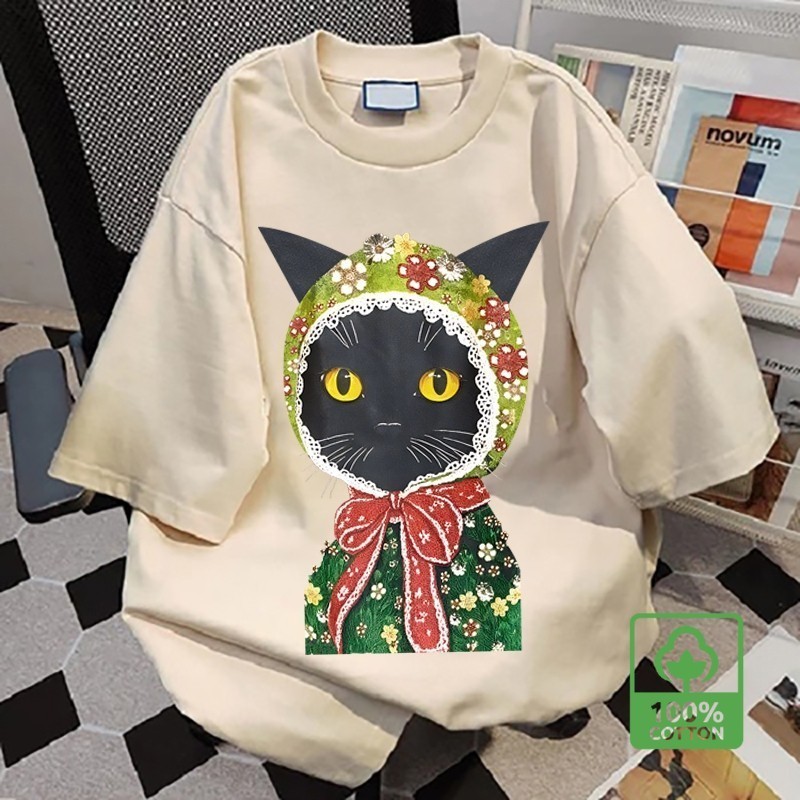 BOOM เสื้อสีครีม เสื้อเกาหลี ผู้หญิง T-shirt "Floral cat" พิมพ์ลาย ผ้าCOTTON โคตรนุ่ม OVERSIZE เสื้อคอกลม
