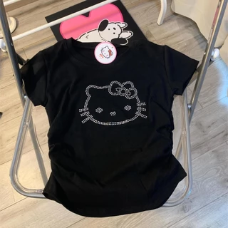 เสื้อยืดแขนสั้นสีดำทรงตรงสำหรับผู้หญิงในช่วงฤดูร้อน สไตล์ใหม่ เข้ารูปพอดีตัว ดีไซน์สาวฮอต