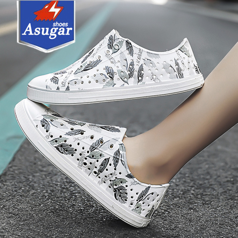 2024 รองเท้ายาง กันน้ำกันลื่น รองเท้าลุยน้ำ ระบายอากาศได้ดี ขนาด การจัดส่งสินค้า 24 ชั่วโมง 1-3 วัน