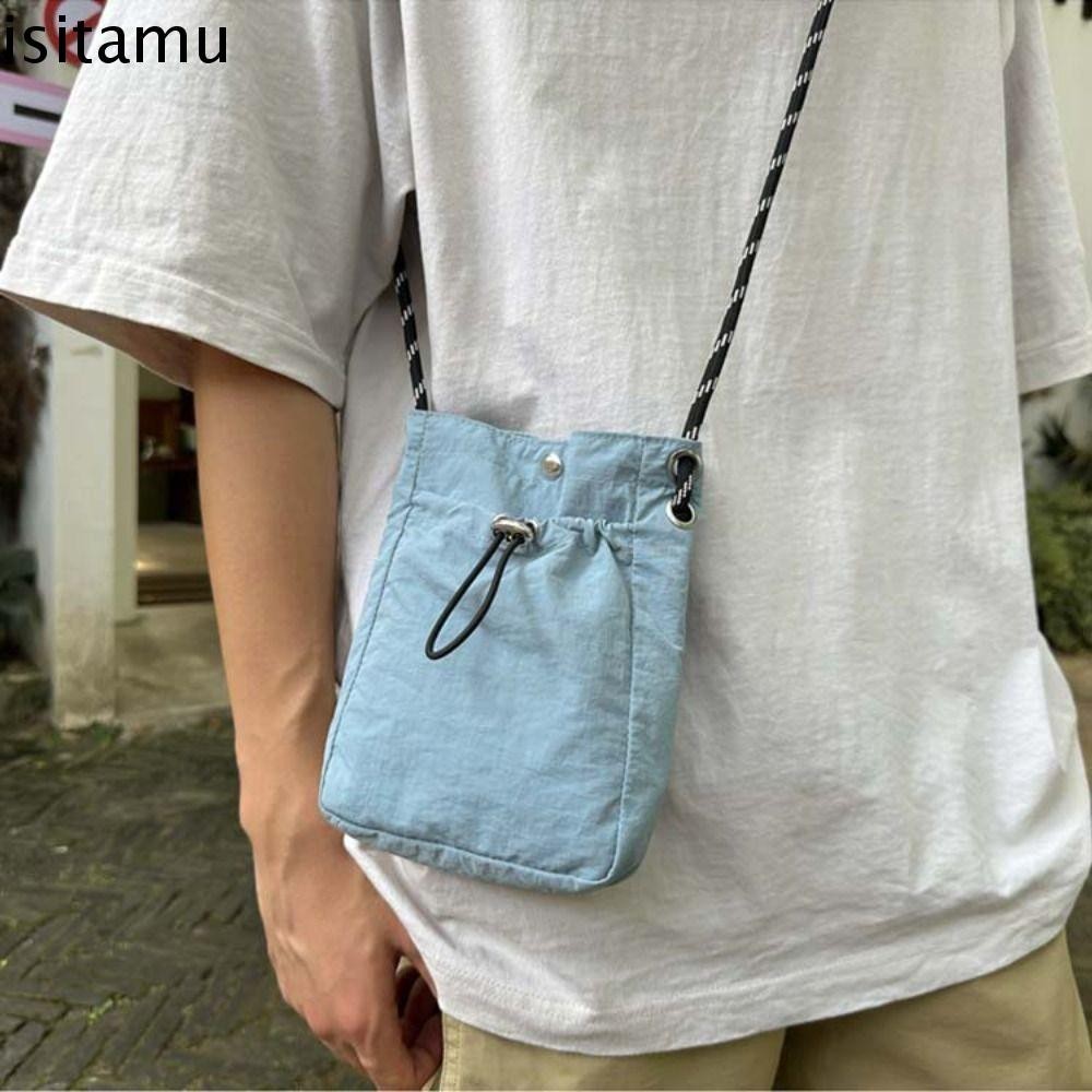 Isitaft Drawstring Phone Bag, กระเป๋าสะพายข้างความจุขนาดใหญ่สไตล์เกาหลี, กระเป๋าแฟชั่น Niche Design Tote Bag สีทึบกระเป๋าไนลอนนุ่มผู้หญิง