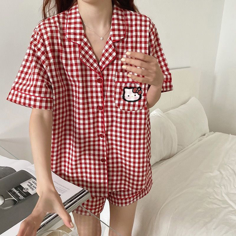 HelloKitty ชุดนอนสตรีฤดูร้อนน่ารัก INS ลายสก๊อตแขนสั้นเสื้อสเวตเตอร์ถักนักเรียนหลวม outerwear homewear