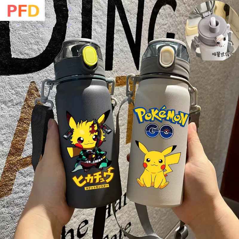 Pokemon Pokémon Pikachu ถ้วยเก็บความร้อนสําหรับเด็กถ้วยน้ําฟางการ์ตูนสายรัดแบบพกพา ปิกาจู