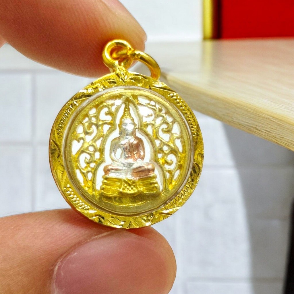 จี้ & Charm ทรงกลม ฉลุหลวงพ่อโสธรพระคู่บ้านเมืองแปดริ้วเนื้อทอง3K เลี่ยมกรอบทองไมครอน (lekshop)
