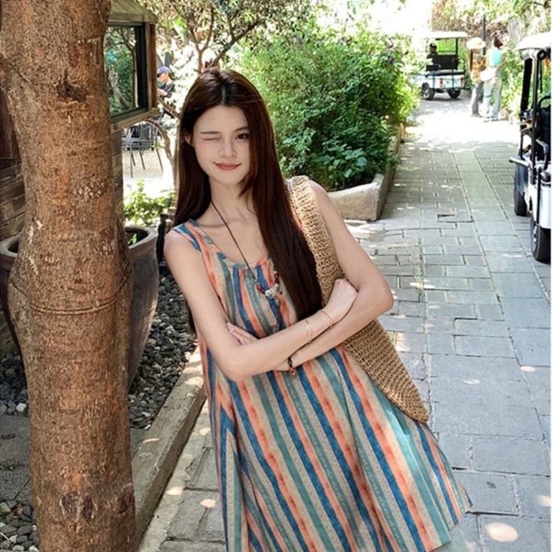 แฟชั่นสไตล์ฝรั่งเศสความคมชัดสีลายเสื้อกั๊กผู้หญิงฤดูร้อนออกแบบที่เรียบง่ายทุกการแข่งขันเฉพาะด้านบนดูดีกลางความยาวเสื้อแขนกุดผ