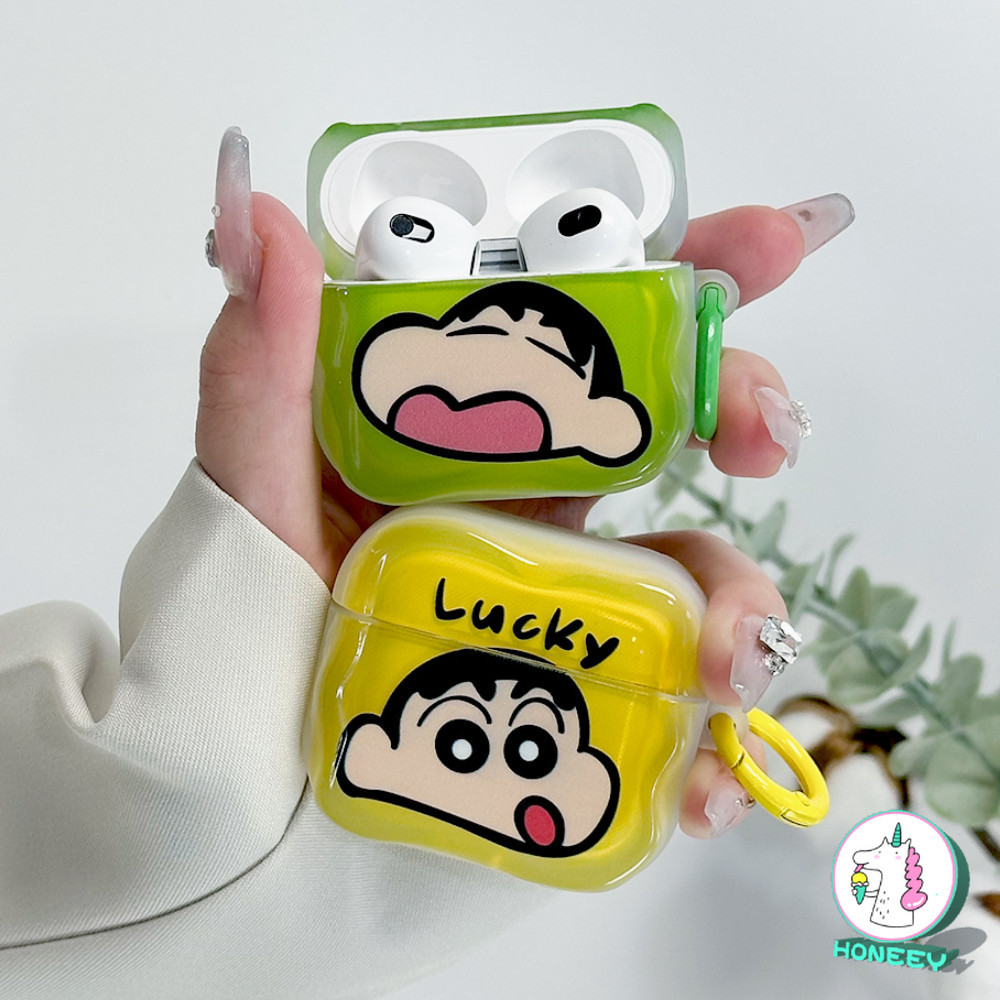 การ์ตูน Crayon Shinchan หูฟังพร้อมพวงกุญแจสําหรับ Airpods 1 2 3 Airpod Pro 2 หูฟังไร้สายบลูทูธ Hard Anti-drop ชุดหูฟังฝาครอบป้องกัน
