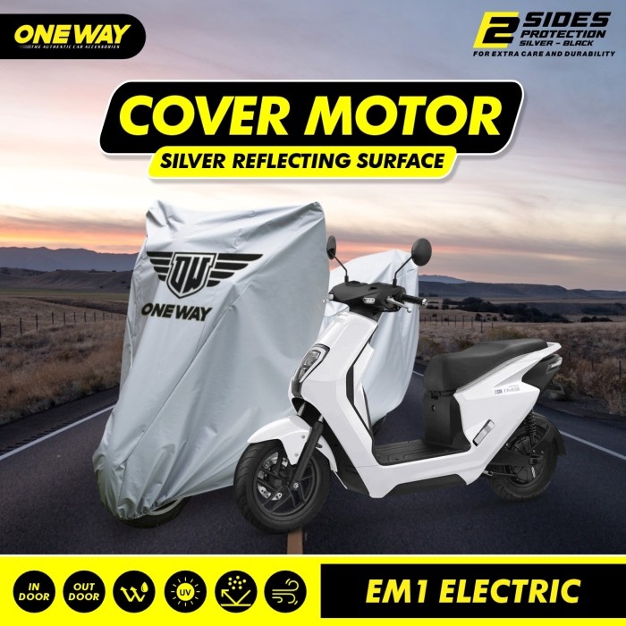 ผ้าคลุมรถมอเตอร์ไซค์ Oneway HONDA EM1 ELECTRIC Silver Waterproof Uv Protect Outdoor Motorcycle Cover