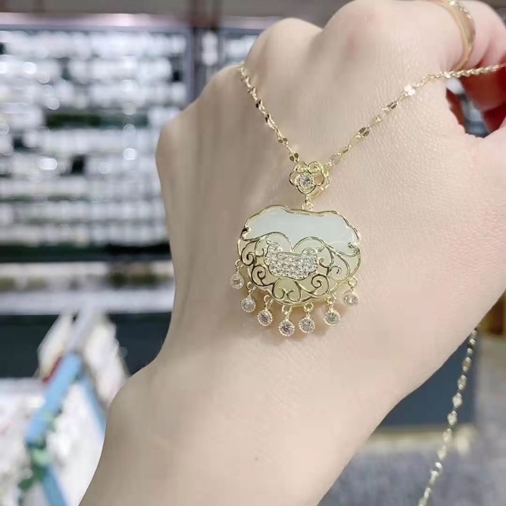 Nb nbn925 เงินสเตอร์ลิง Ruyi ปลอดภัยล็อคสร้อยคอ Hetian หยกพู่ Clavicle Chain หญิงประณีตเรียบง่ายอเนก