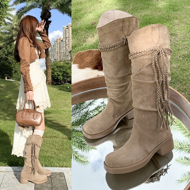 รองเท้าบูทสูงหนัง Nubuck สำหรับผู้หญิง ดีไซน์คาวบอย เหมาะสมกับฤดูหนาวและสไตล์เวสเทิร์น