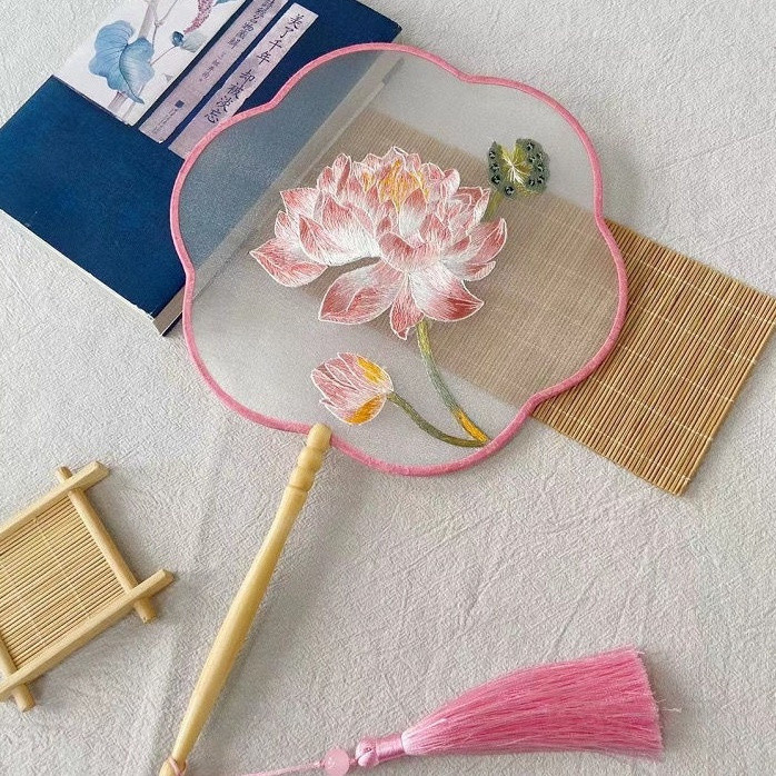 พัดลมกลมปักจีน Dmo-Retro