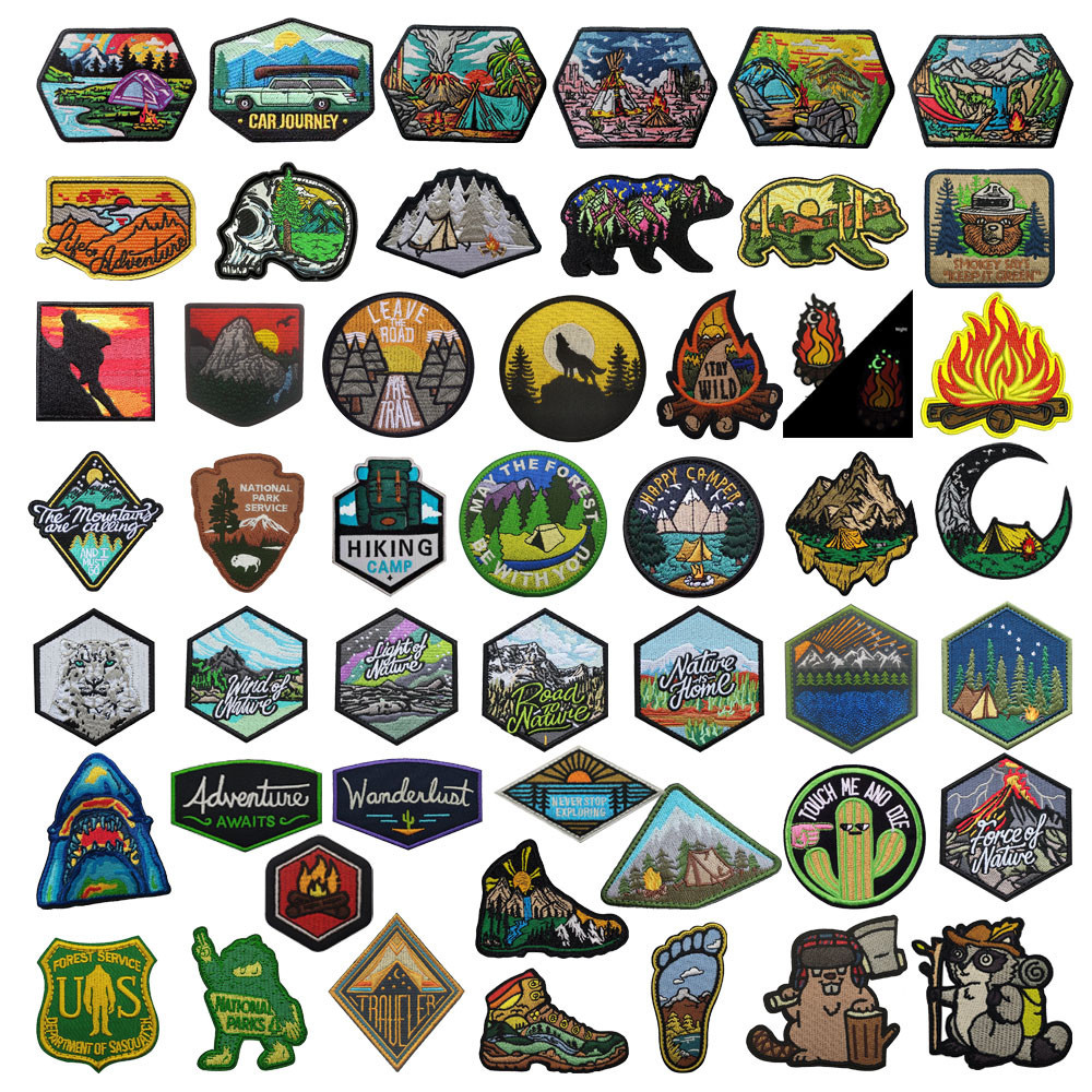 ออกแบบใหม่ Velcro Patch HAPPY CAMPER Camping ปลอกแขนภูมิทัศน์ธรรมชาติ Yamagawa River แพคเกจกลางแจ้งสติกเกอร์