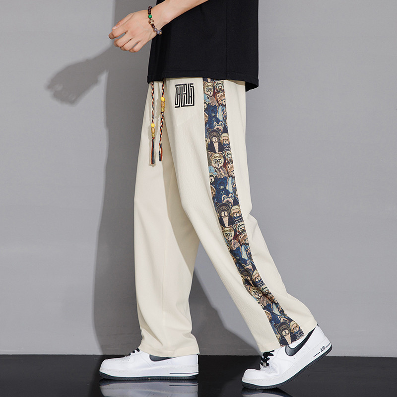 กางเกงประกบปักลายหมีหลวมตรงฤดูร้อนของผู้ชาย