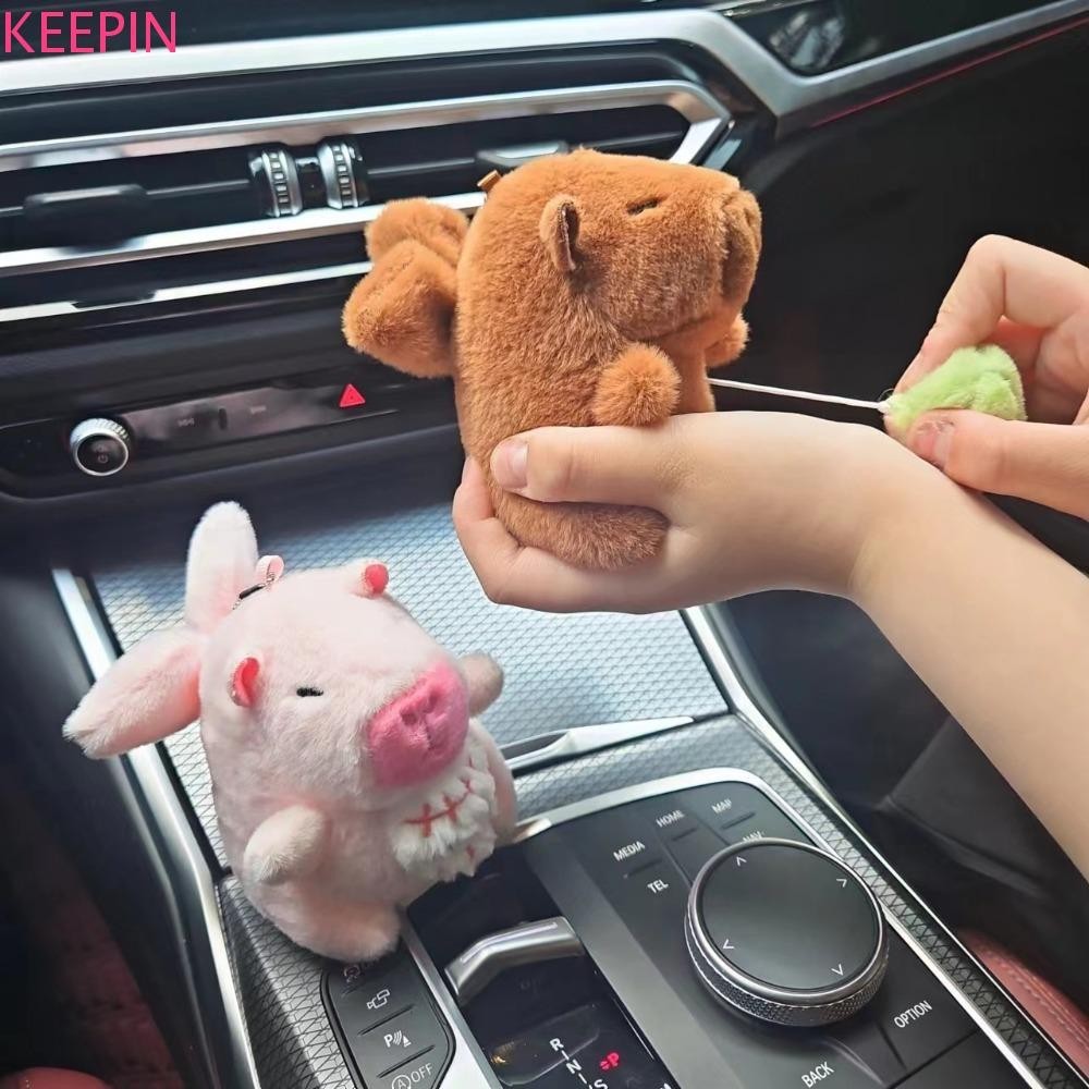 Keepin Capybara ตุ๊กตาจี้,ปีก Trembling Capybara ตุ๊กตาพวงกุญแจ, Capybara ปุยการ์ตูนดึงเชือกตลก Capybara Plushie ตุ๊กตาคริสต์มาสของขวัญ