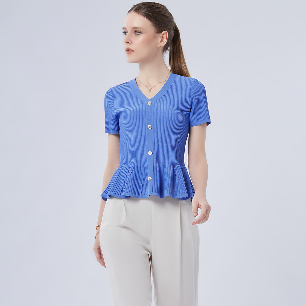 ESPADA เสื้อนิตคอวีแต่งระบาย ผู้หญิง สีฟ้า | V-Neck Short Sleeve Knit Top | 04858