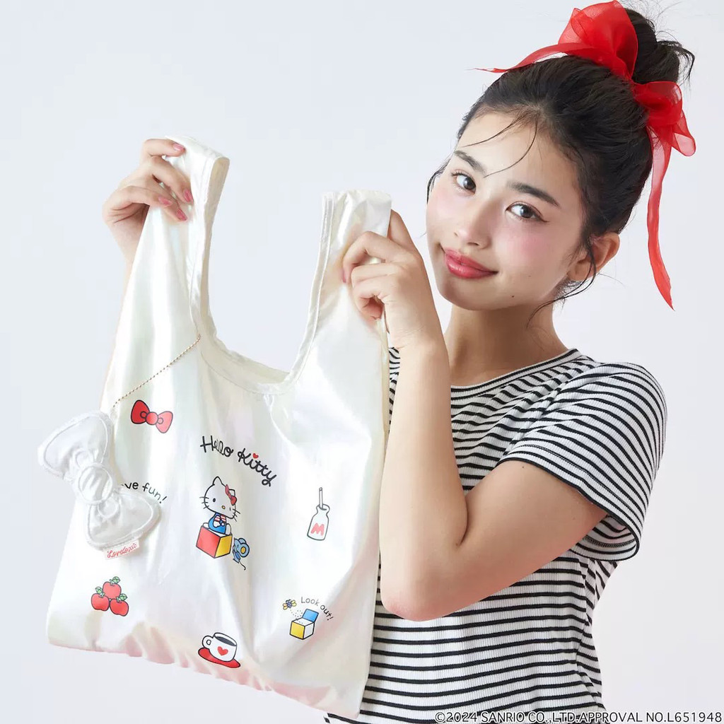 Japan Sanrio Cartoon hellokitty Laser High-value Folding Handbag Creative Vest Style Outing Storage Bag