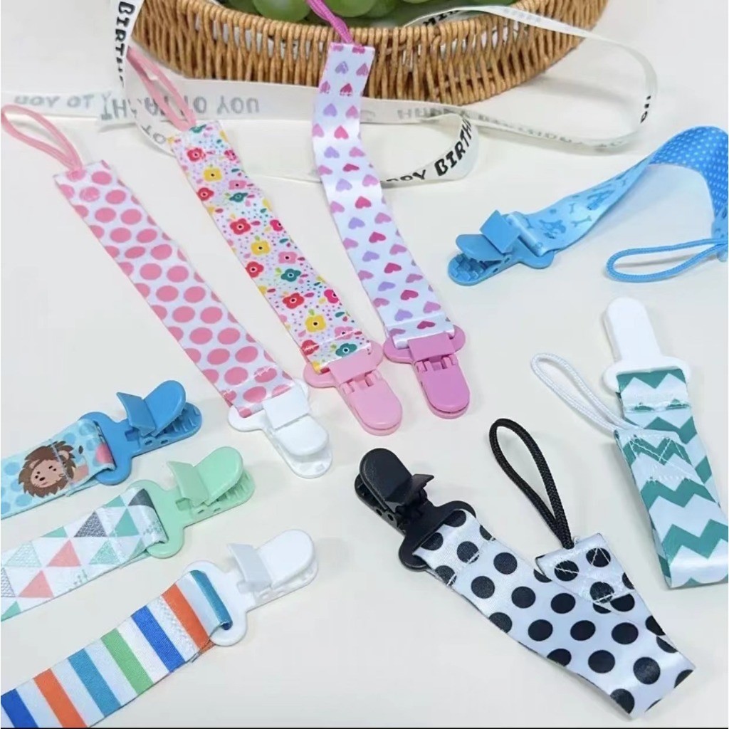 คลิปหนีบจุกนมหลอกเด็กพร้อมโซ่/คลิป/ที่ใส่จุกนมหลอกพร้อมพิมพ์ลายการ์ตูนเด็ก/ของเล่นเด็กยางกัดเชือกเส้นเล็กคลิปโซ่ป้องกันการหล่น