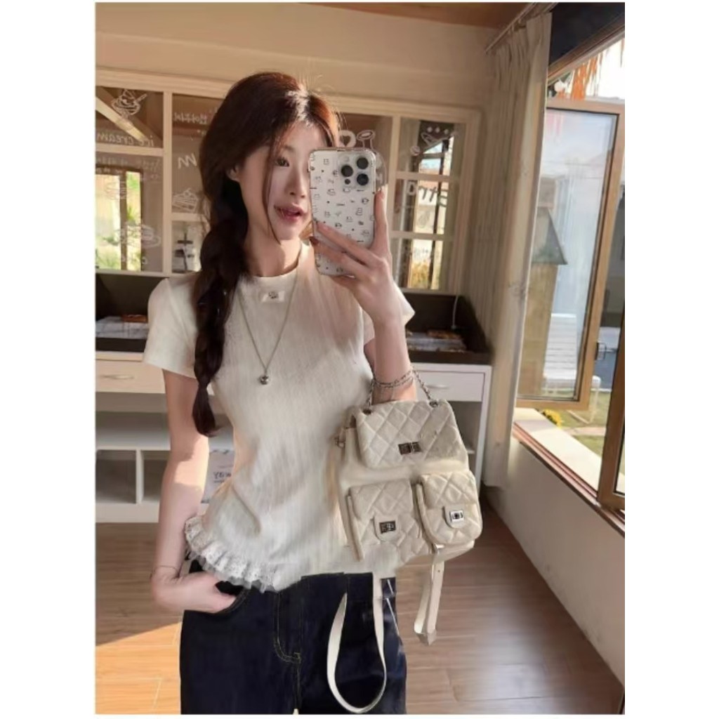 เสื้อยืดถักแขนสั้นลูกไม้หวานเย็บปะติดปะต่อกัน