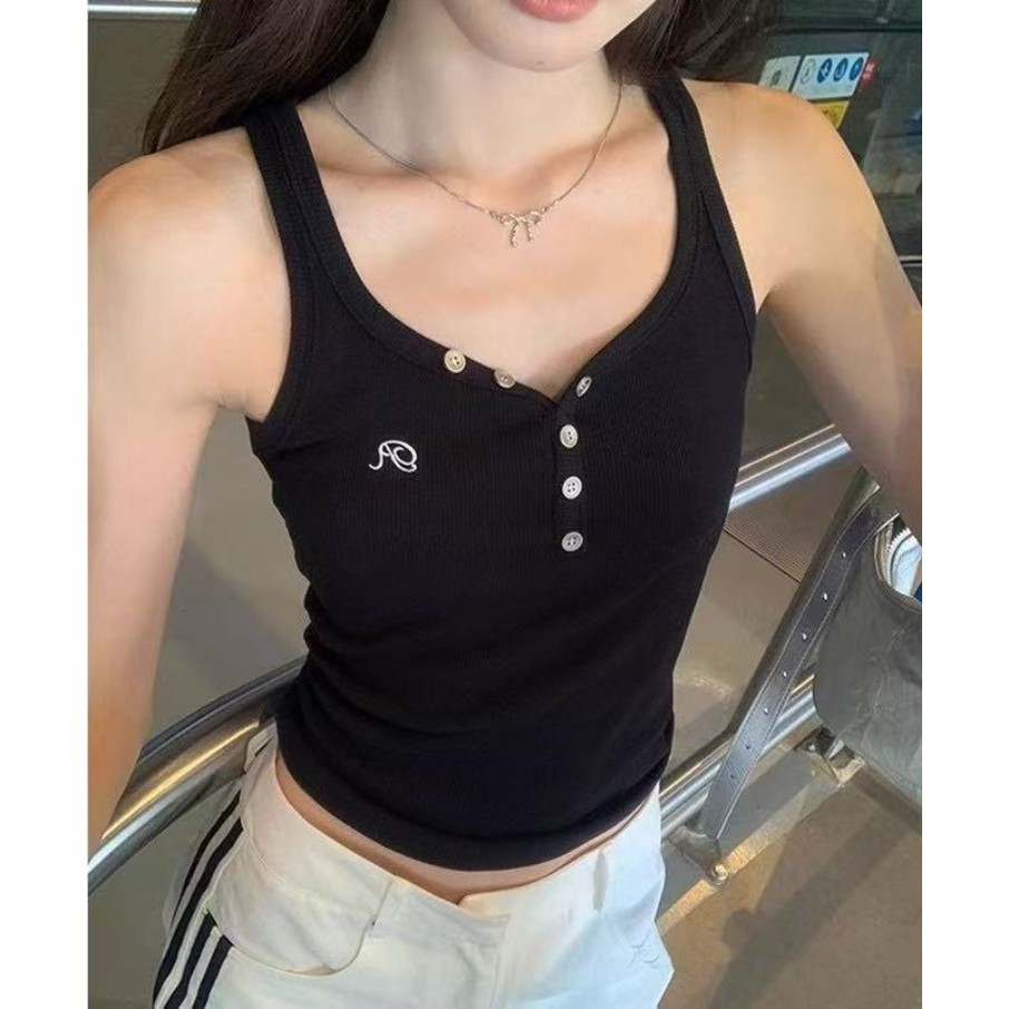 Elves พร้อมส่ง💟 เสื้อกล้ามดีเทลปักตัวอักษร มีฟองน้ำ ใส่สบาย“FY10108” - รูปที่ 2