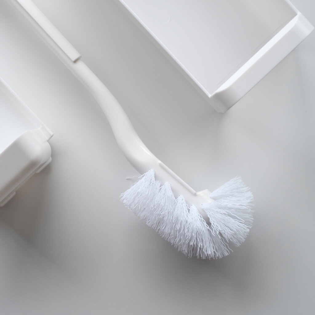 Omocha - (แปรง+ที่วาง) Minimal toilet brush แปรงทำความสะอาดชักโครกแบบตั้งพื้น