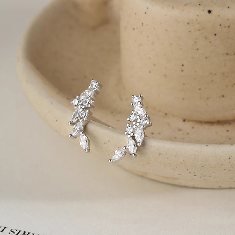 มินิไมโครฝังเพทายข้าวสาลีหูต่างหูสตั๊ดสําหรับผู้หญิงเจาะต่างหูชุดสําหรับเด็กต่างหูทองคําขาวชุดทุกวันสไตล์หวานอุปกรณ์เสริมเครื