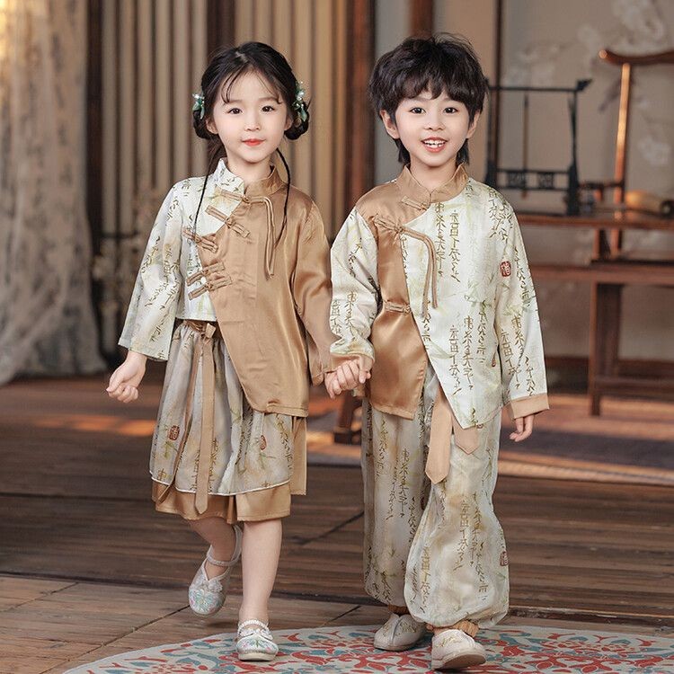เด็กชาย ฮันฟู เด็กจีนสูทสาวย้อนยุคเด็ก กลิ่นฉุน ชุด2024สไตล์จีนอนุบาลเครื่องแต่งกายประสิทธิภาพเครื่องแต่งกาย10.4