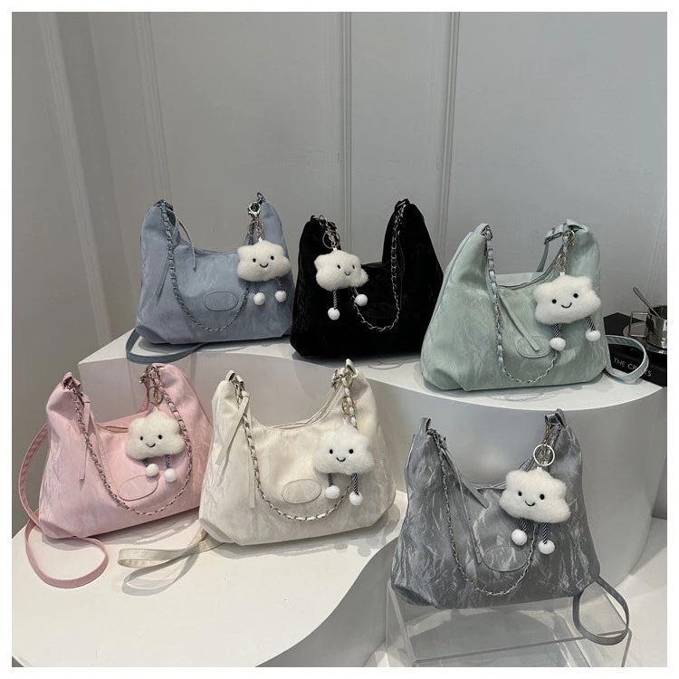 shiny girl - กระเป๋าสะพายข้าง* ใหม่* ทรงน่ารักมากมี 4 สีให้เลือดมีซิปด้วยนะคะใส่ของได้เยอะ SP7329