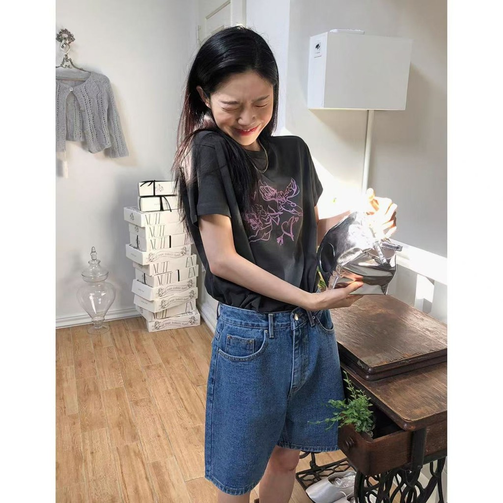 ตอนนี้ปี 2024 ฤดูร้อนใหม่สไตล์เกาหลีดงแดมุนน่ารักกามเทพรักพิมพ์เสื้อยืดแขนสั้น