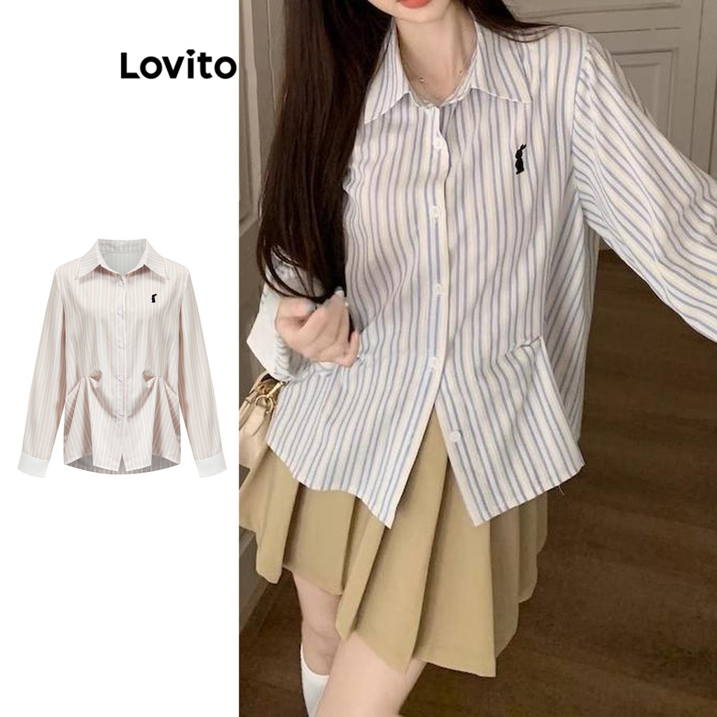 Lovito เสื้อเบลาส์ผู้หญิง ลายทาง ปักลาย กระดุมหน้า เย็บแต่งกระดุม สไตล์ลำลอง LNA43102(หลากสี)