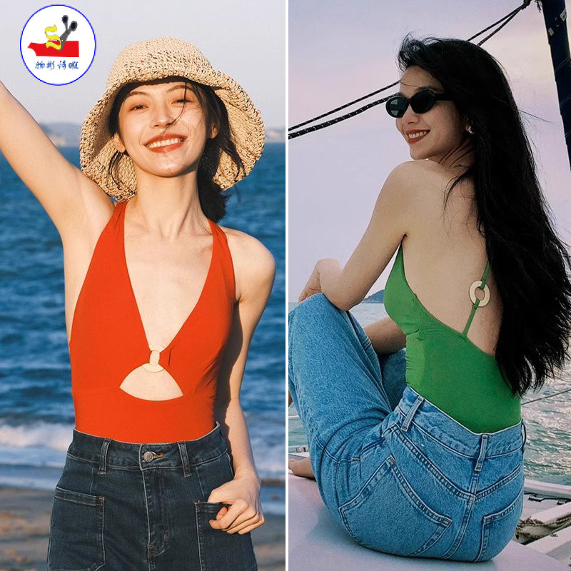 WSX ชุดว่ายน้ำสไตล์ฮ่องกงสำหรับผู้หญิง ปี 2025 แบบ Retro Slim-fit เซ็กซี่ Halter ลดหน้าท้อง เหมาะสำห