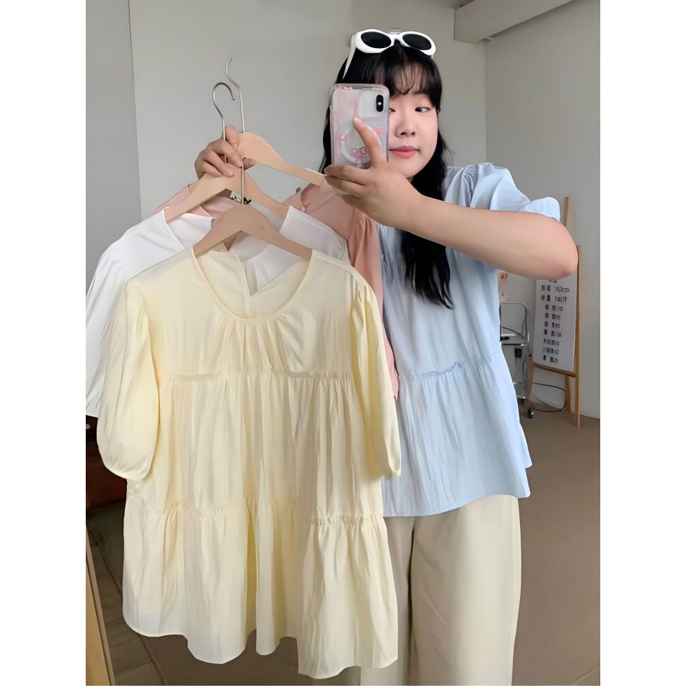 Chili Koko เสื้อคอกลมแขนพองระบายหวานน่ารักสำหรับผู้หญิงในฤดูร้อน เสื้อแขนสั้นทรงหลวมจับจีบแฟชั่นสไตล์เกาหลี W630 – โปรปัง
