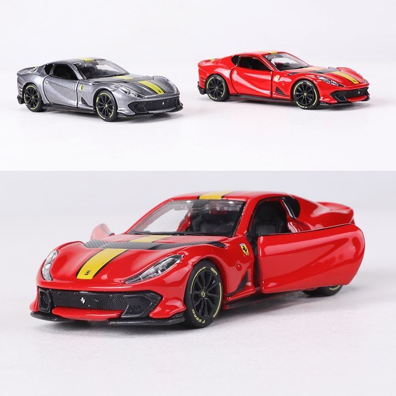 B Ferrari 812 Competizione คอลเลกชันโมเดลรถจําลองเปิดประตูได้