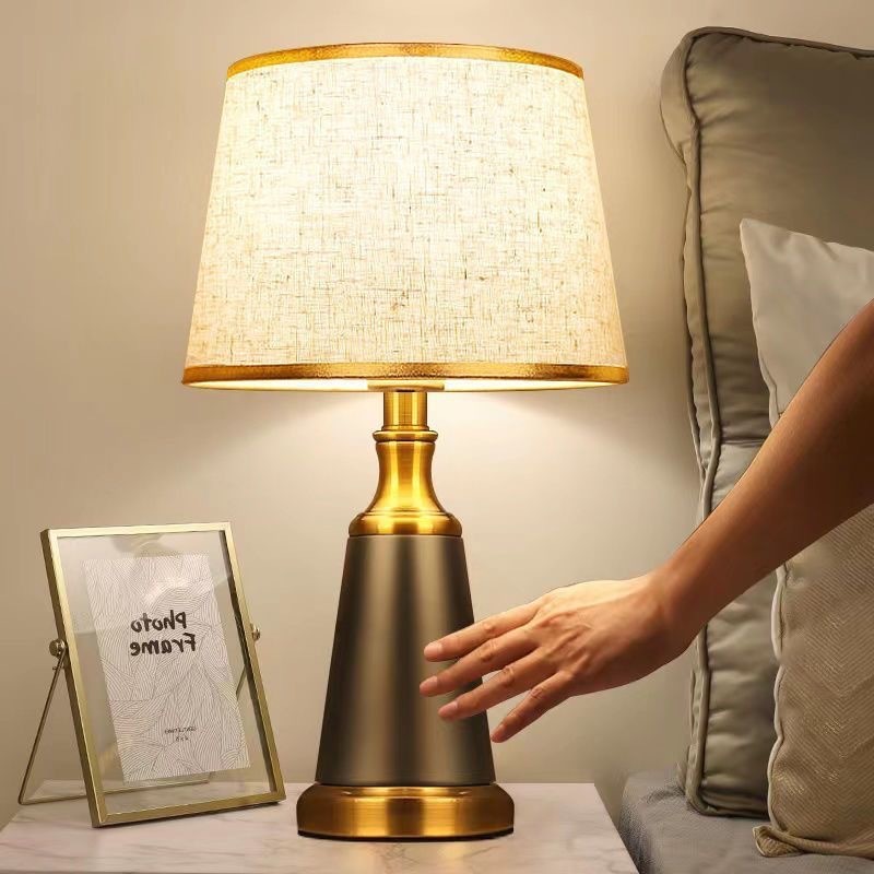 Table Lamp-Induction Table Lamp Typhoon Bedroom Dimmable Touch Bedside Lamp LED Lamp/AA